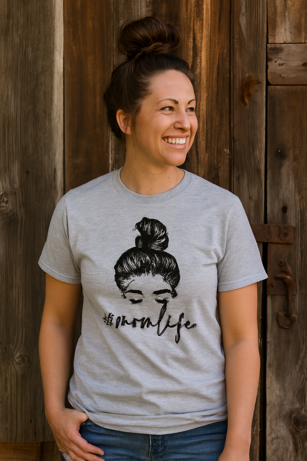 #Mom Life T-shirt